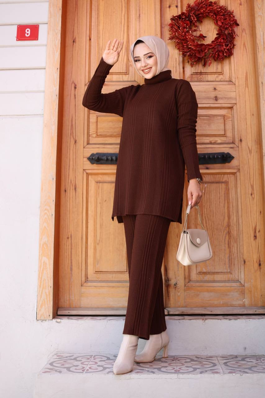 Knitted Turtleneck 2 Piece Set - Brown