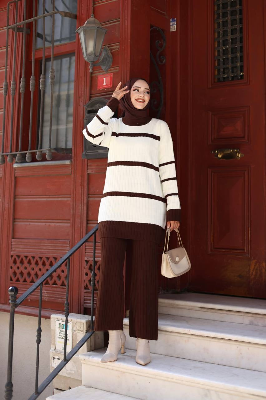 Knitted Striped 2 Piece Set - Brown