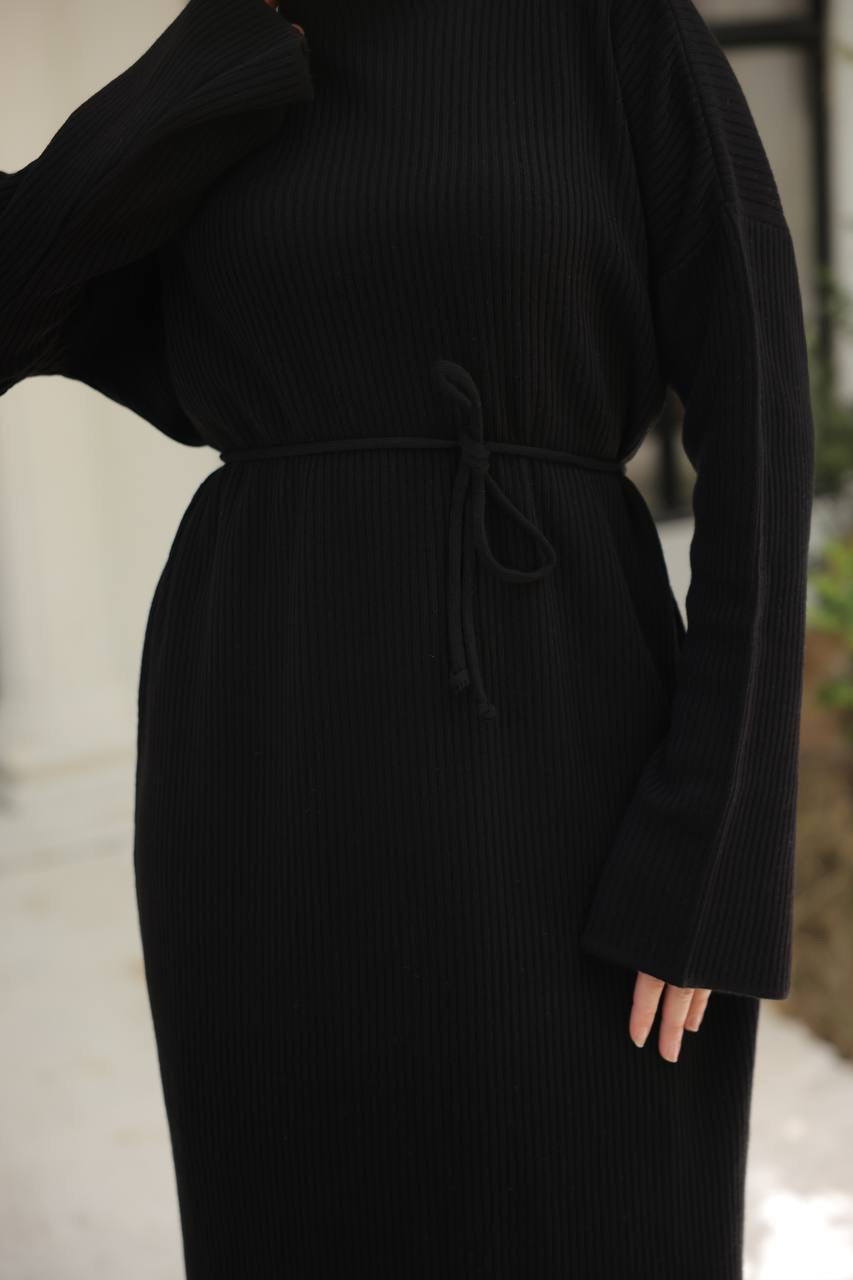 Essential Knit Maxi Dress - Black